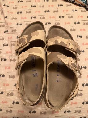 Birkenstock Women’s Arizona Two-Strap Sandals in Beige Camo